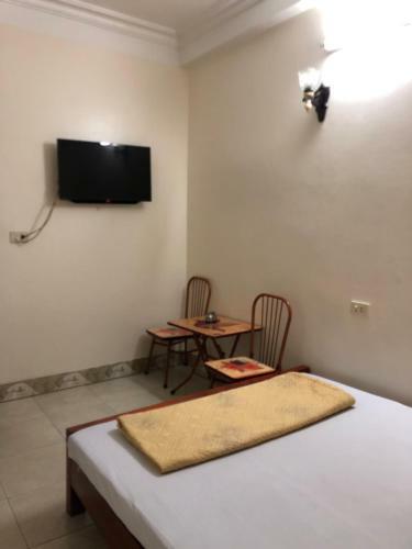 Bed & Breakfast V A Motel