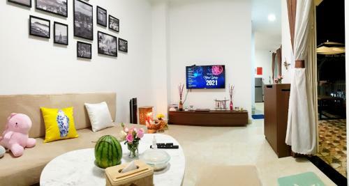 Love, Cassie Luxury Homestay