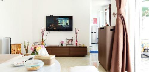 Love, Cassie Luxury Homestay