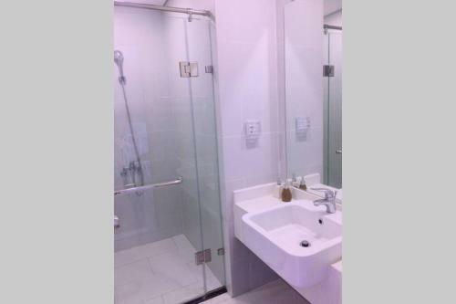 Bom Homes- Ecopark- Service Apartment