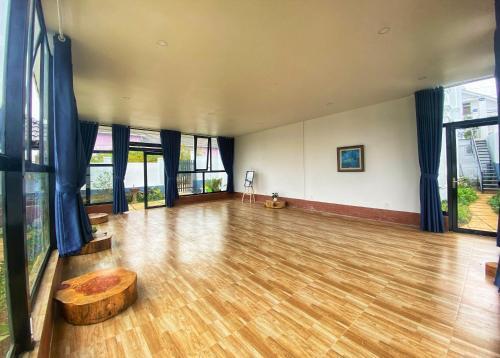 ???ng X?a Home ?� L?t