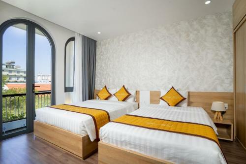 Sline Hotel