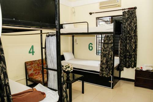 Hotel Dmz Hostel