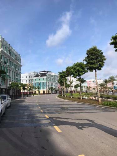 Vi�ng Ch?n Hotel H? Long