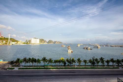 Hotel Muong Thanh Grand Bai Chay