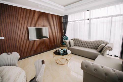Flc Villa H? Long 5 Ph�ng Ng?