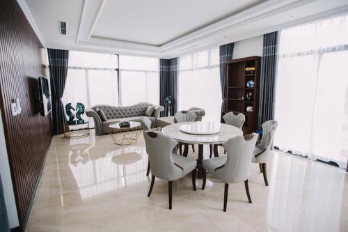 Flc Villa H? Long 4 Ph�ng Ng?