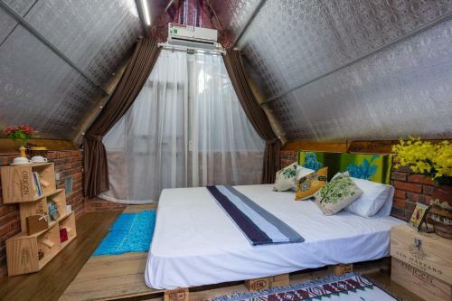 Green Garden Bungalow