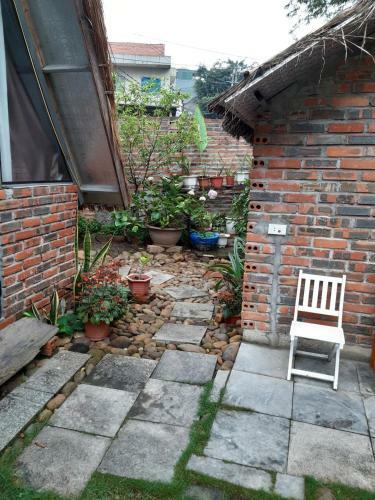 Green Garden Bungalow