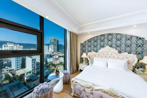 Golden Rose Hotel