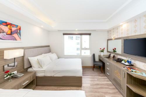 Golden Rose Hotel