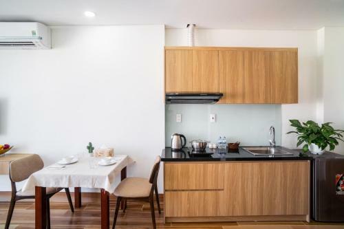 The Navis Hotel & Apartment