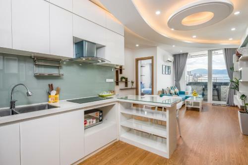Apartment Ocean View- City View