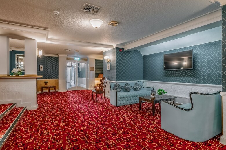 Westcliff Hotel