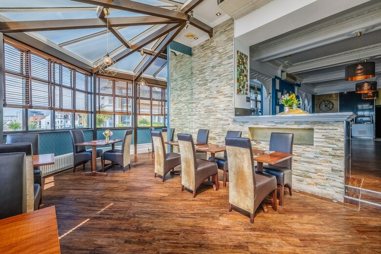 Westcliff Hotel
