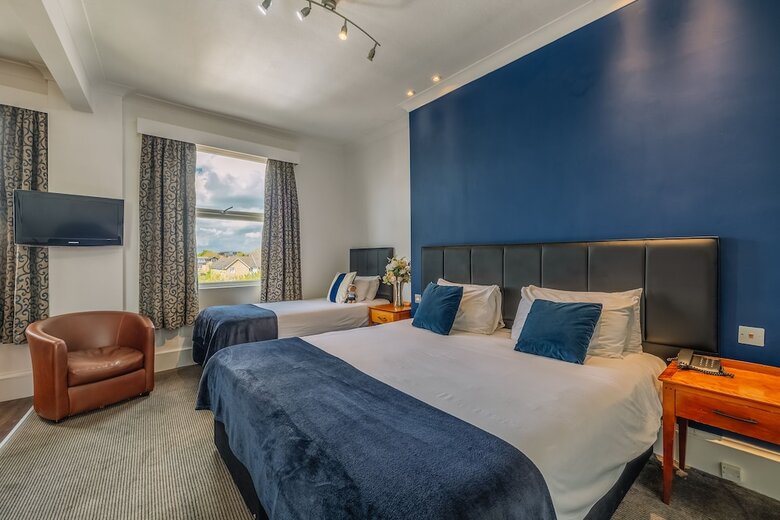 Westcliff Hotel