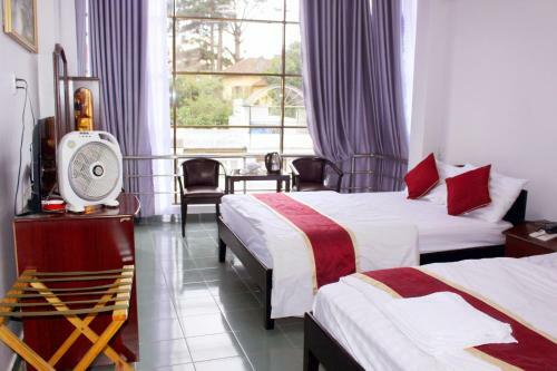 Hotel Kh�ch S?n � Lan