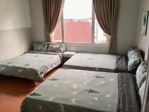 Hotel Kh�ch S?n L� V?