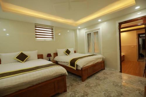Ves - Pa Luxury Hotel
