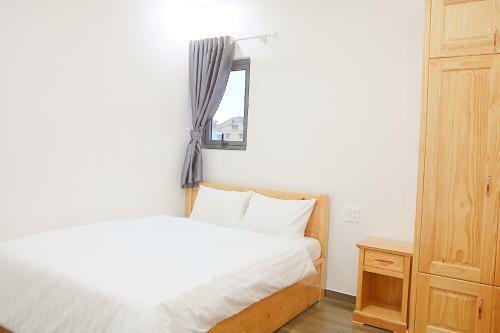 ??ng Ti?n Hotel ?� L?t