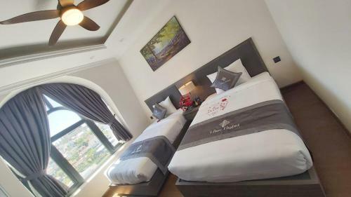 Kh�ch S?n Lilac Hotel ?� L?t