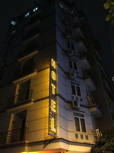 Hotel Vi�?t My?