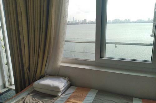 Hanoi Home 2 - Lake View Apartment