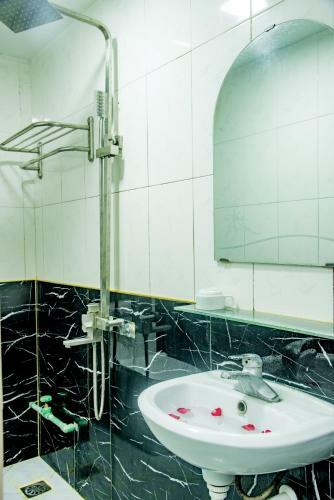 Oyo 1143 Thu Giang Hotel