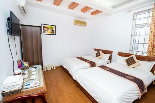 Phuong Dong Hotel
