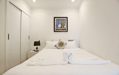 Bom Homes- Vinhomes Times City- Service Apartment
