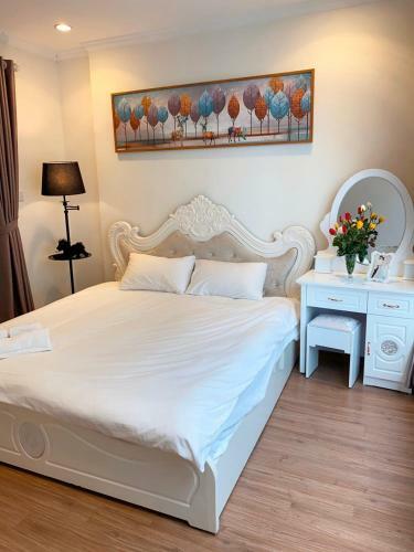 Bom Homes- Vinhomes Times City- Service Apartment