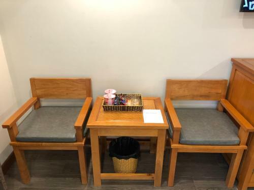 Moc Hoang Hotel