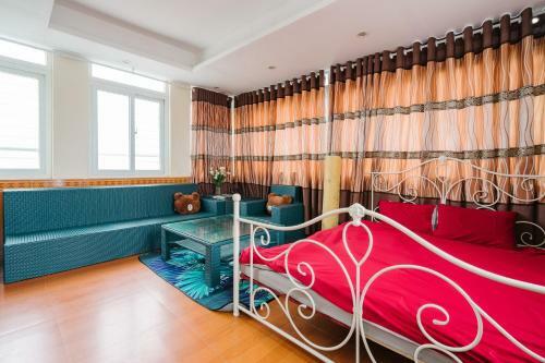 Aura Home 5