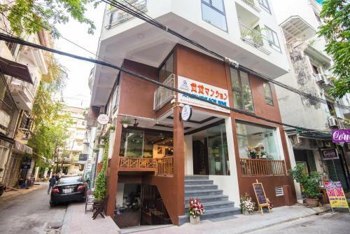 Lovely Apartment / Luxury / 81 Linh Lang