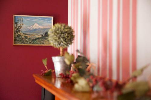 Hostal Tairoa Lodge