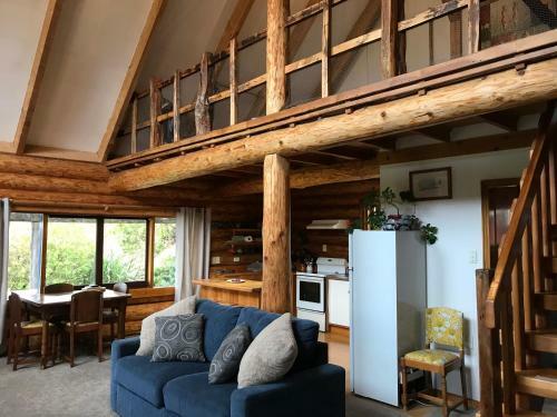 Tree Hut Cottage