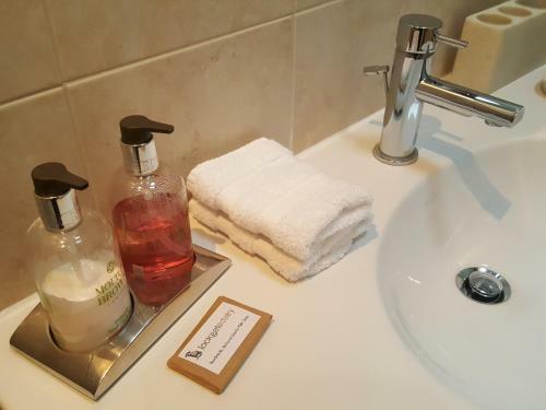 Bed & Breakfast Lockgate Dairy