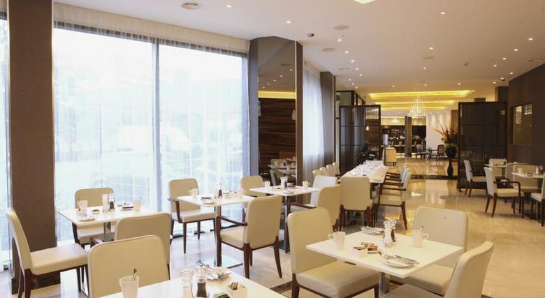 Hotel Park Grand London Heathrow