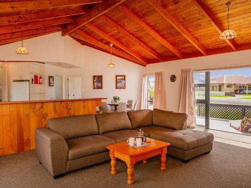 Hosts On The Coast Whitianga Central