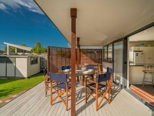 Sunlight Bach - Whitianga Holiday Home
