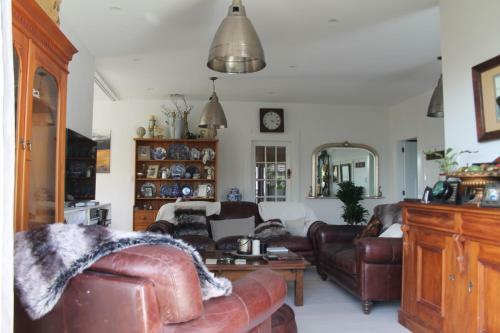 Beautiful Bungalow Cbd