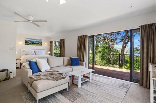 Woodside - Akaroa Holiday Cottage