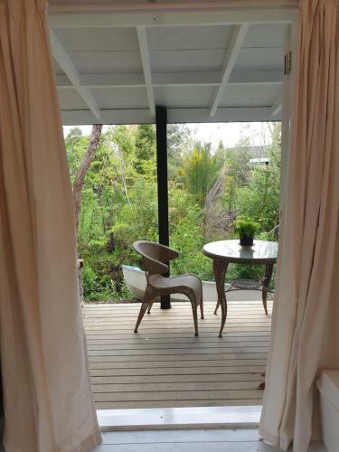Hostal Cabins On Tudor Bed & Breakfast