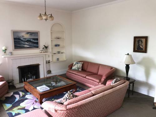 School Lane B&B Wr.