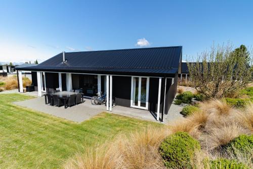 Mountain Vista Retreat - Apartment 2