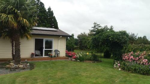 Hostal Kaimai Sunset Bed & Breakfast