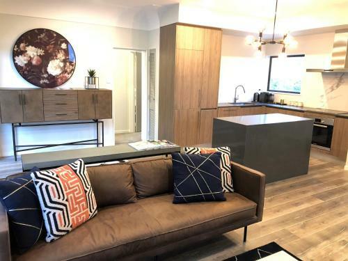Luxury K-lodge With Golf Course View-rotorua
