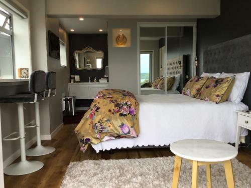 Bed & Breakfast Spectacular Lake Views
