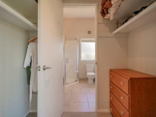 Harbourside Haven - Matarangi Holiday Home