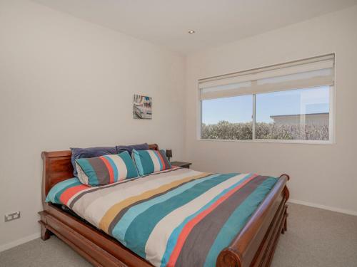 Harbourside Haven - Matarangi Holiday Home